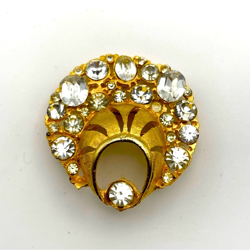 Vintage unsigned BSK Gold tone and clear rhinestone brooch - Picture 1 of 5